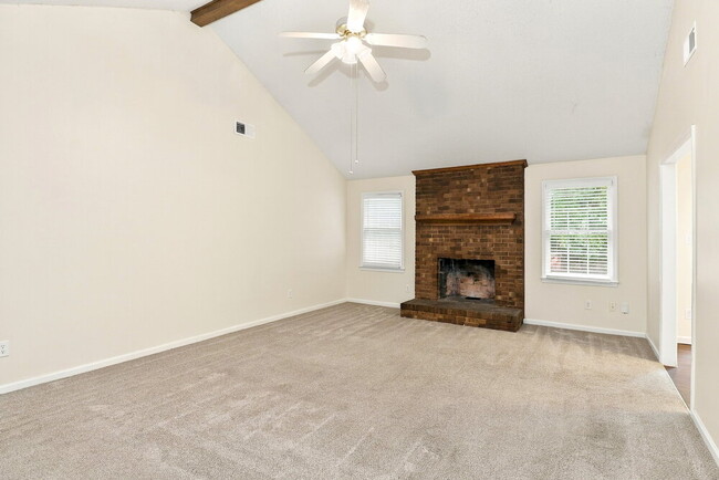 3012 Emerald Meadow Ln
