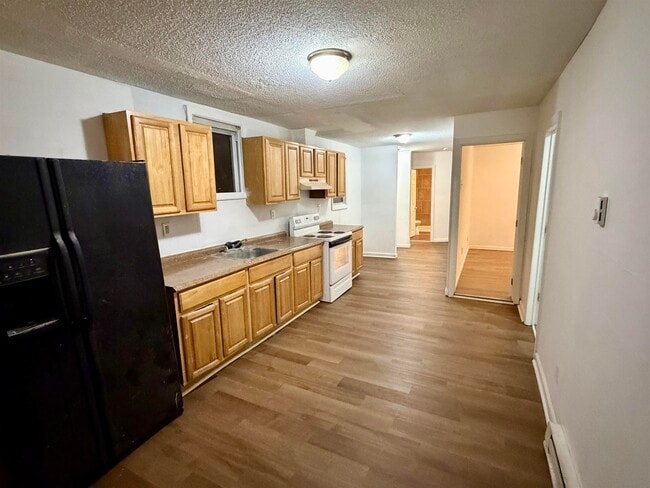 Photo - 37 N Massachusetts Ave Unit 1