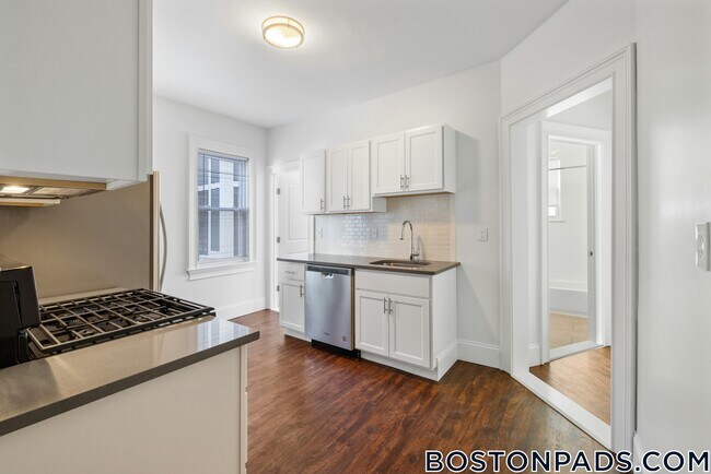 Photo - 122 Columbia St Unidad 1