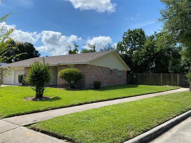 7547 Winkle Wood Ln