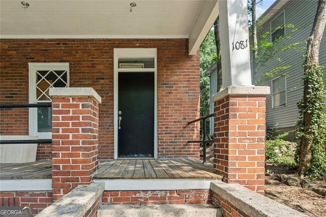 Photo - 1081 McMillan St NW