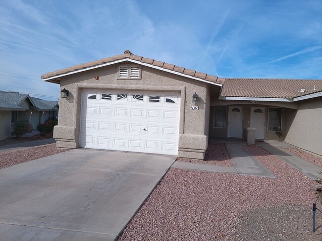 Photo - LONG TERM 12 MONTH LEASE