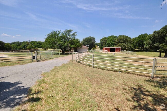 Building Photo - For Lease – Nice Horse Property - Texas St... Rental