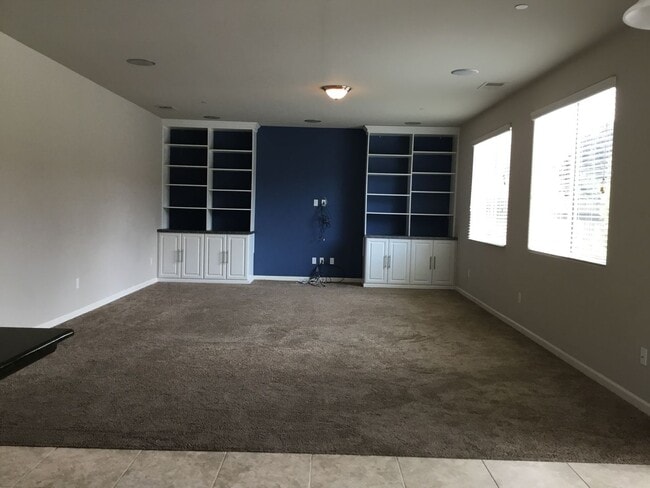 3431 Marengo Ave