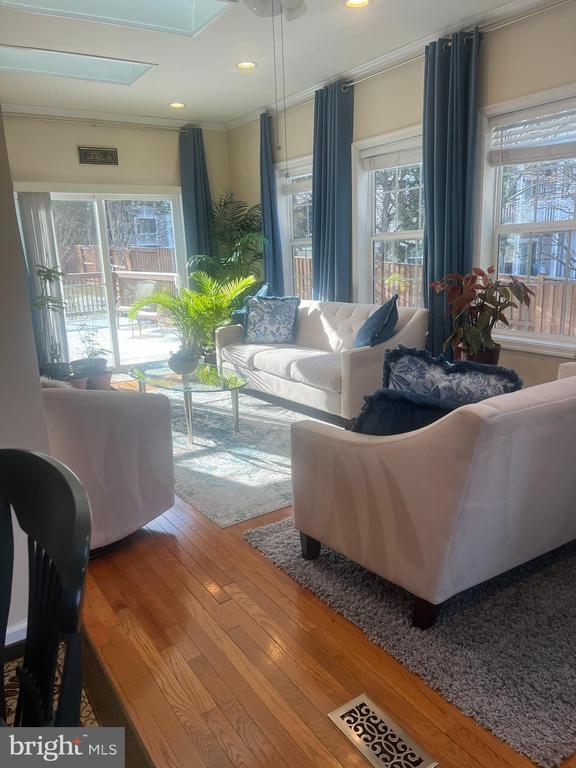 Building Photo - 12429 Willow Falls Dr