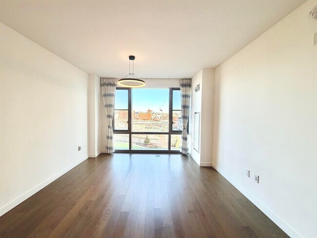 Photo - 75 Park Ln S Unidad 804