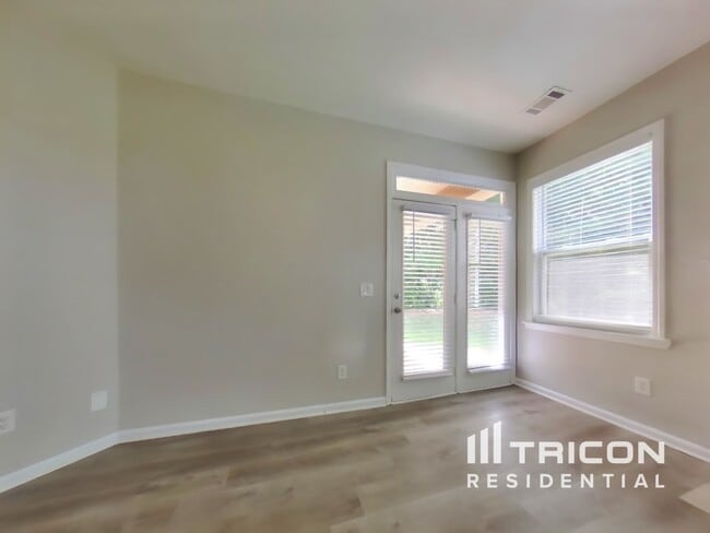 Photo - 9106 Valleyview Ct