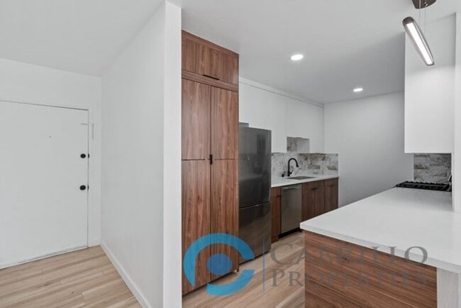 Photo - 4669 34th St Unidad 8