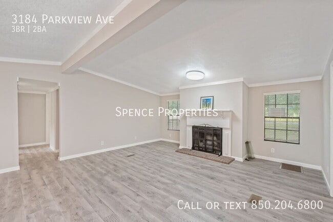 Photo - 3184 Parkview Ave