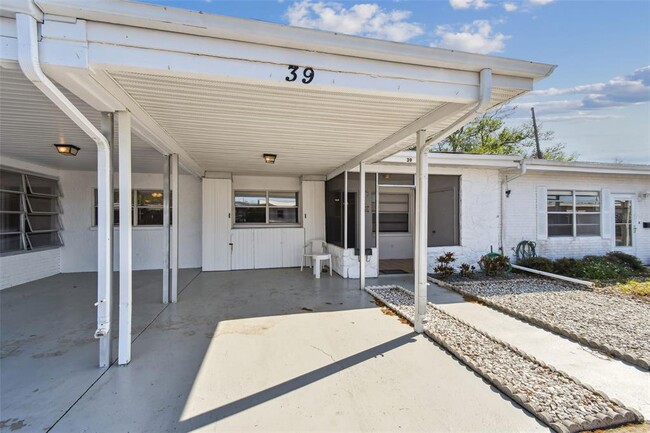 Building Photo - 13940 Anona Heights Dr Rental