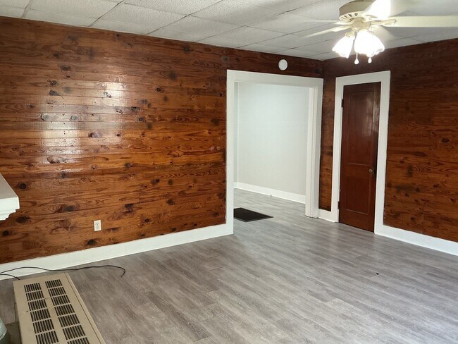 405 N 16th Ave Unidad B