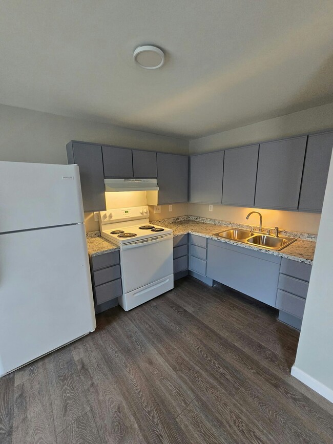 Building Photo - 36984 Division Rd Unit A Rental