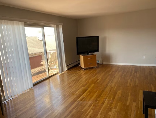 Photo - 364 Hoover Ave Unidad 122