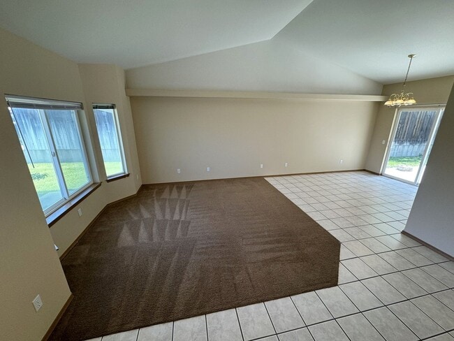 Photo - BONUS RENT SPECIAL! Backyard Oasis: 3 Bedr...