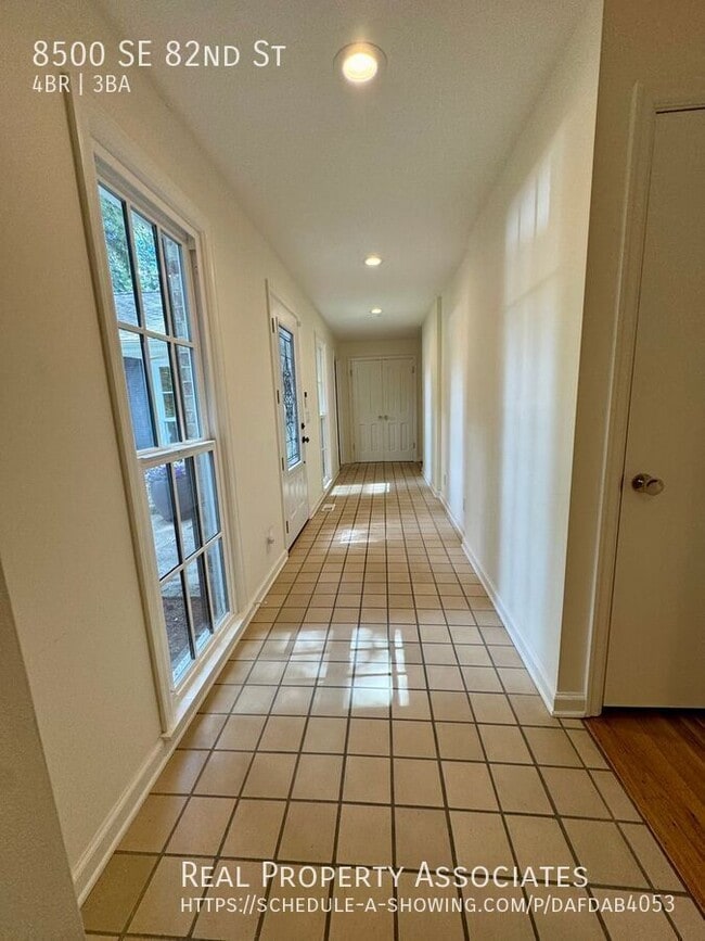 Photo - 8500 SE 82nd St