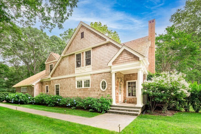 Photo - 147 Wainscott Harbor Rd