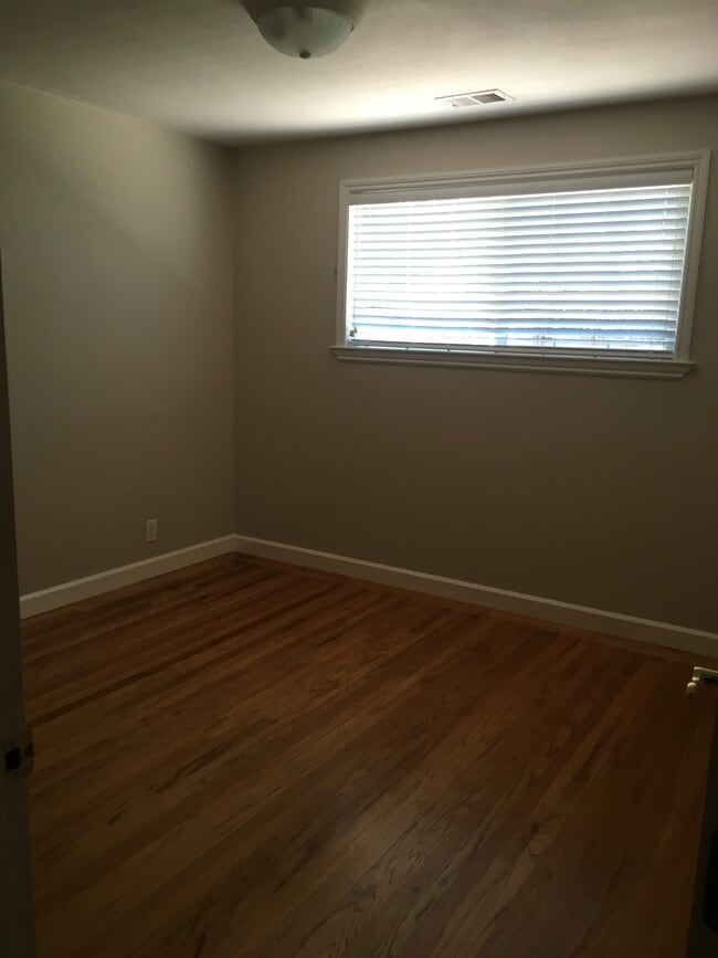 Photo - 2376 Forbes Ave