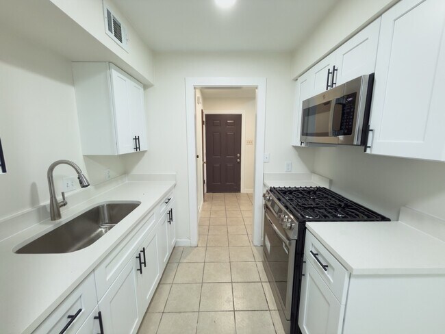 Photo - 2209 Mission Hill Dr Unit 104