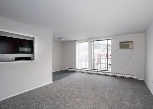 Photo - 500 E Upsal St Unidad B