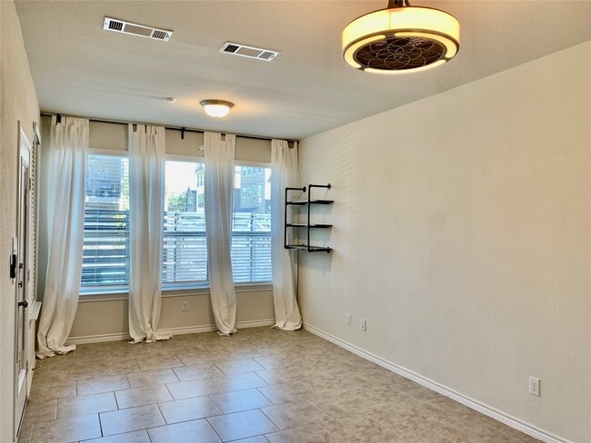 8604 Cedardale Park Dr
