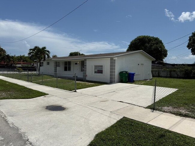 Photo - 2900 NW 5th St House