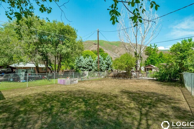 Photo - 39 S 860 E St