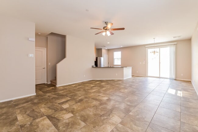 Photo - 892 Harbor Ave