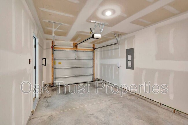 Photo - 703 Hilchot Dr