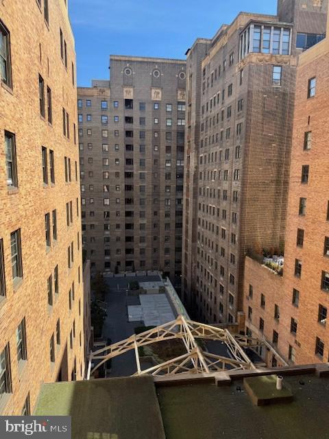 Building Photo - 219 S 18th St Unit 1520