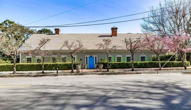 Photo - 811 Alameda Ave
