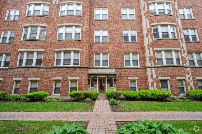 Building Photo - 38-50 N. Menard Ave Unit 48 N. Menard,  2B Rental