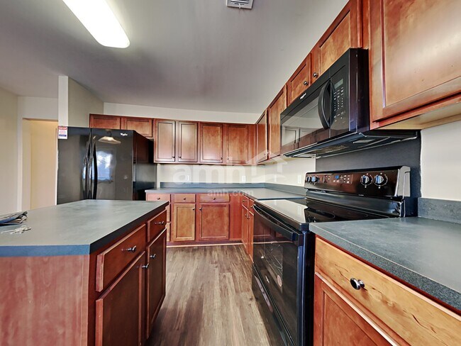 Photo - 3026 Crusades St