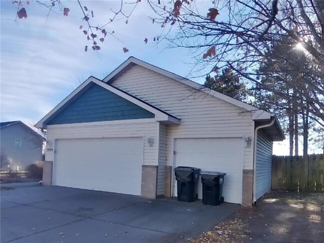 Building Photo - 6540 153rd Way NW