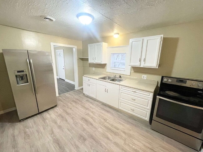 Photo - Anderson 2 bedroom home