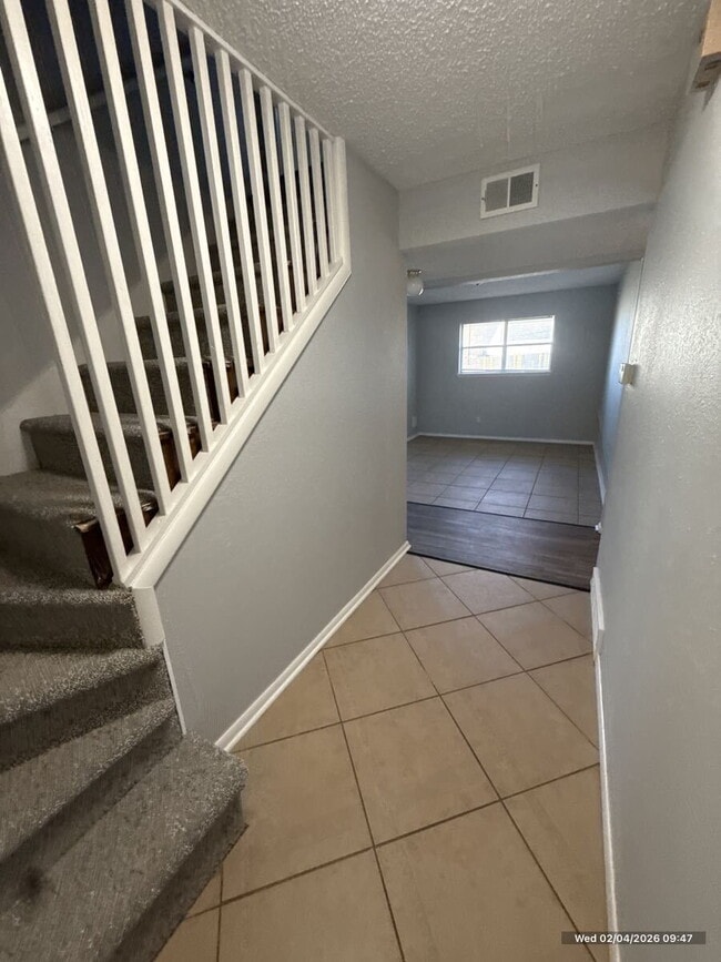 Photo - 629 Reynolds Rd