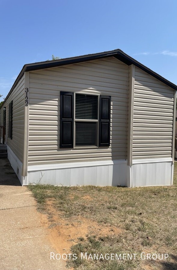 Home Available to Lease - Apply Today! - Home Available to Lease - Apply Today!