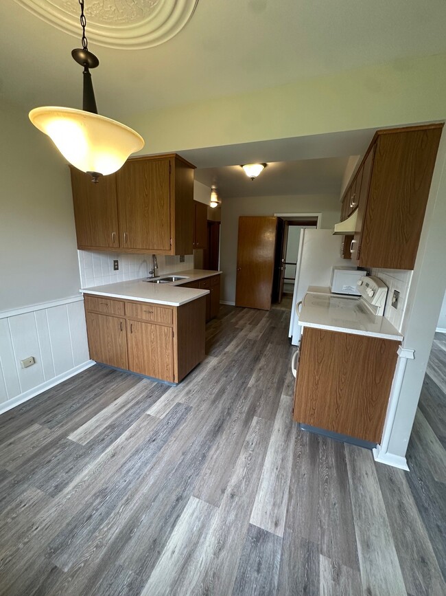 Photo - 1514 Robin Ln