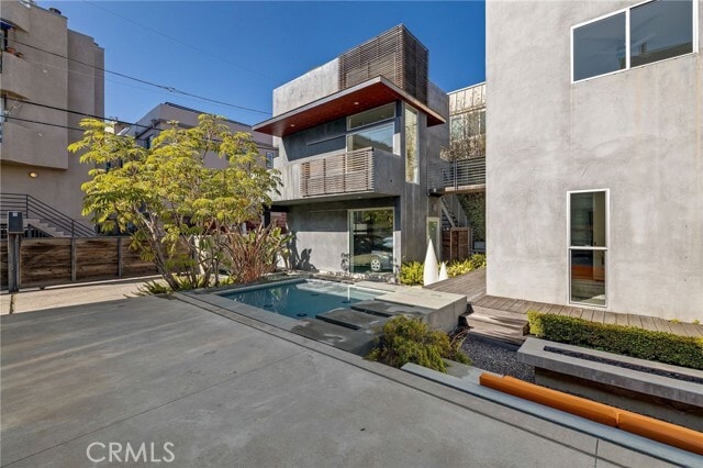 Photo - 27 Driftwood St