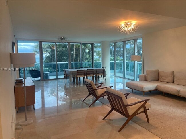 Photo - 9401 Collins Ave Unidad 206