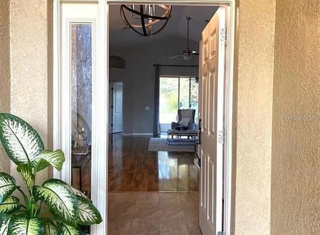 31352 Golden Gate Dr