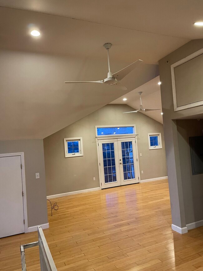 Photo - 21 Kittredge Ave