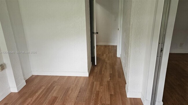Photo - 8555 NW 10th St Unidad B106