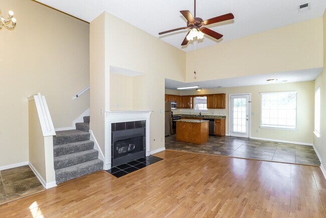 Photo - 1544 Beringer Dr