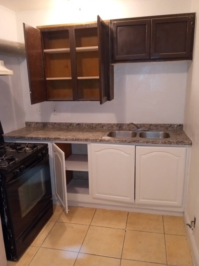 Kitchen sink