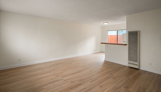 Photo - 1315 Ocean Park Blvd Unidad 2