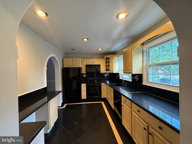 Photo - 8508 Forrester Blvd