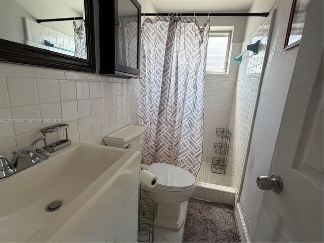 Photo - 1430 NE 170th St Unit 225