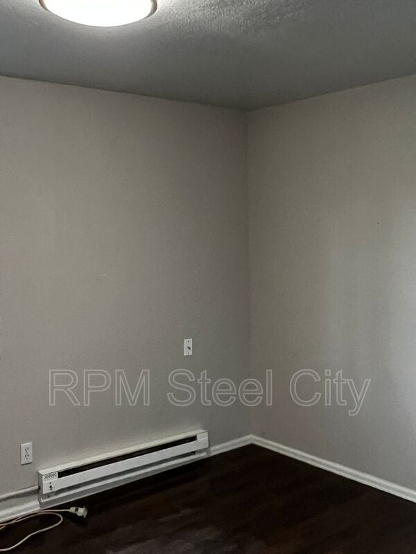 Photo - 1719 Oakshire Ln Unit D