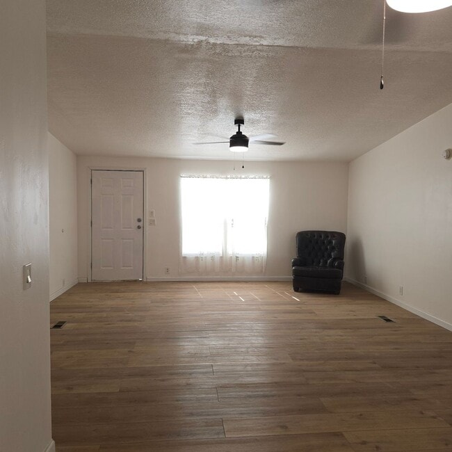 3186 W Green Park Dr