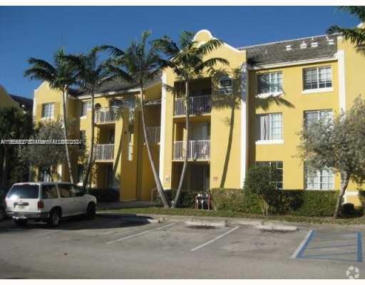 Building Photo - 720 SW 111th Ave Unit 103 Rental